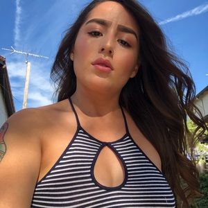 Meet your Posher, Chabely